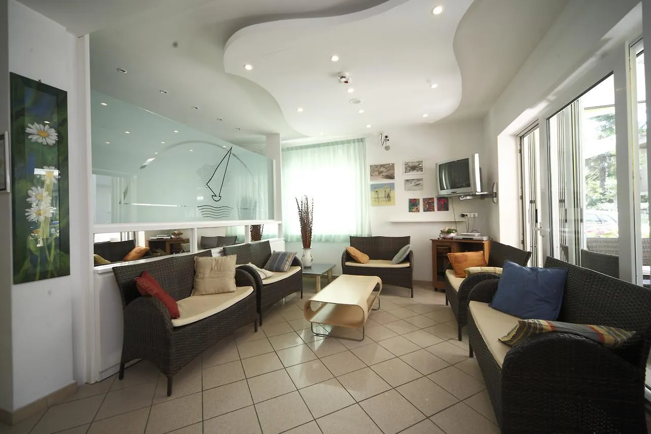 Hotel Lara Riccione 2*,  Italy